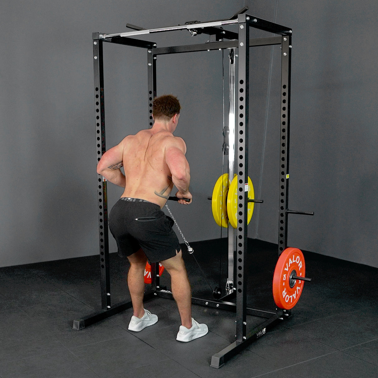 Compact 2x2 Power Rack w/ Lat Pull Station