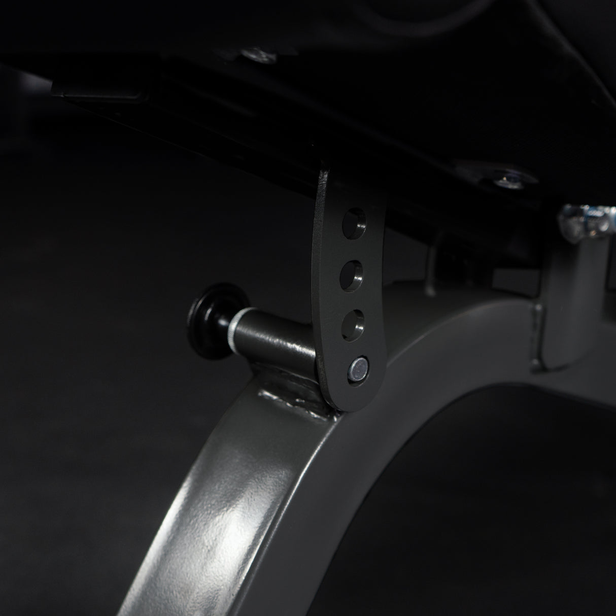 Adjustable FID Benches