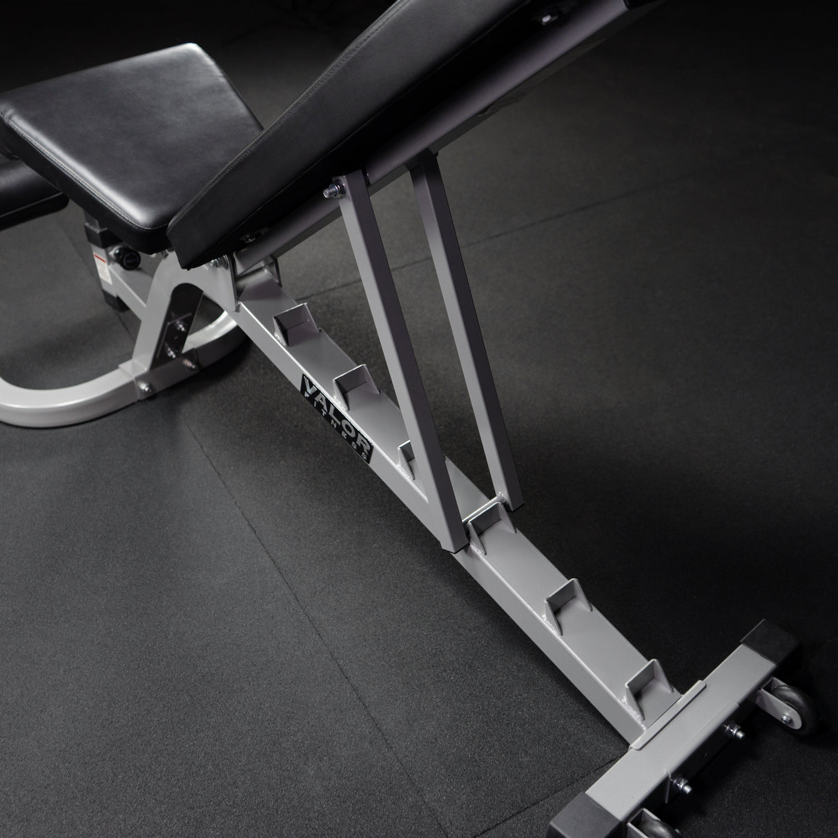 Adjustable FID Benches