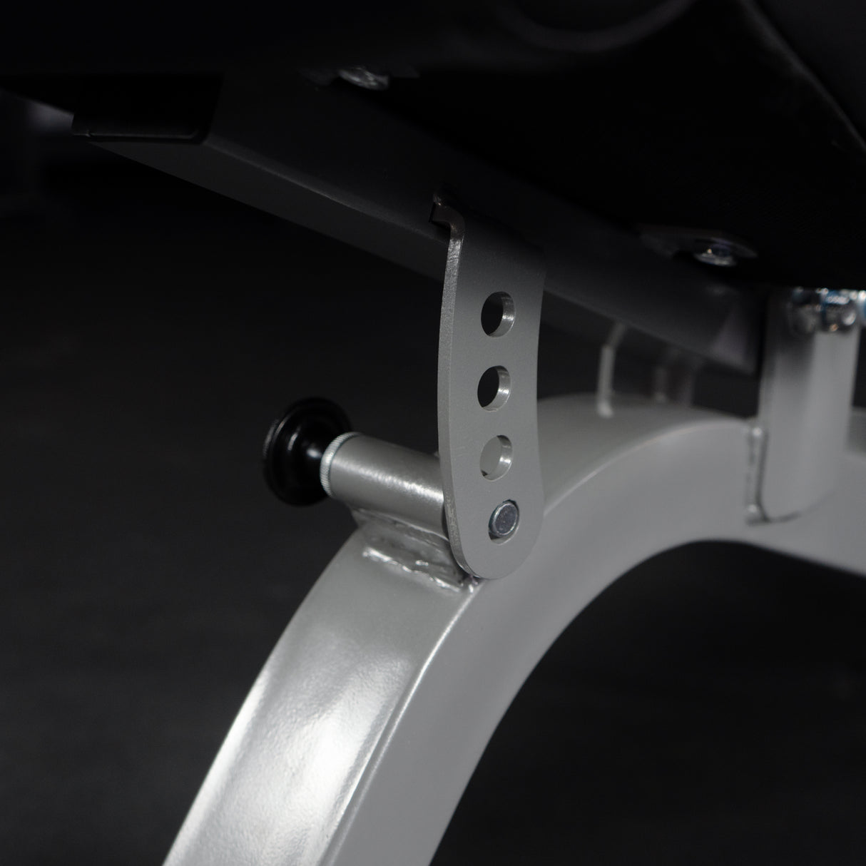 Adjustable FID Benches