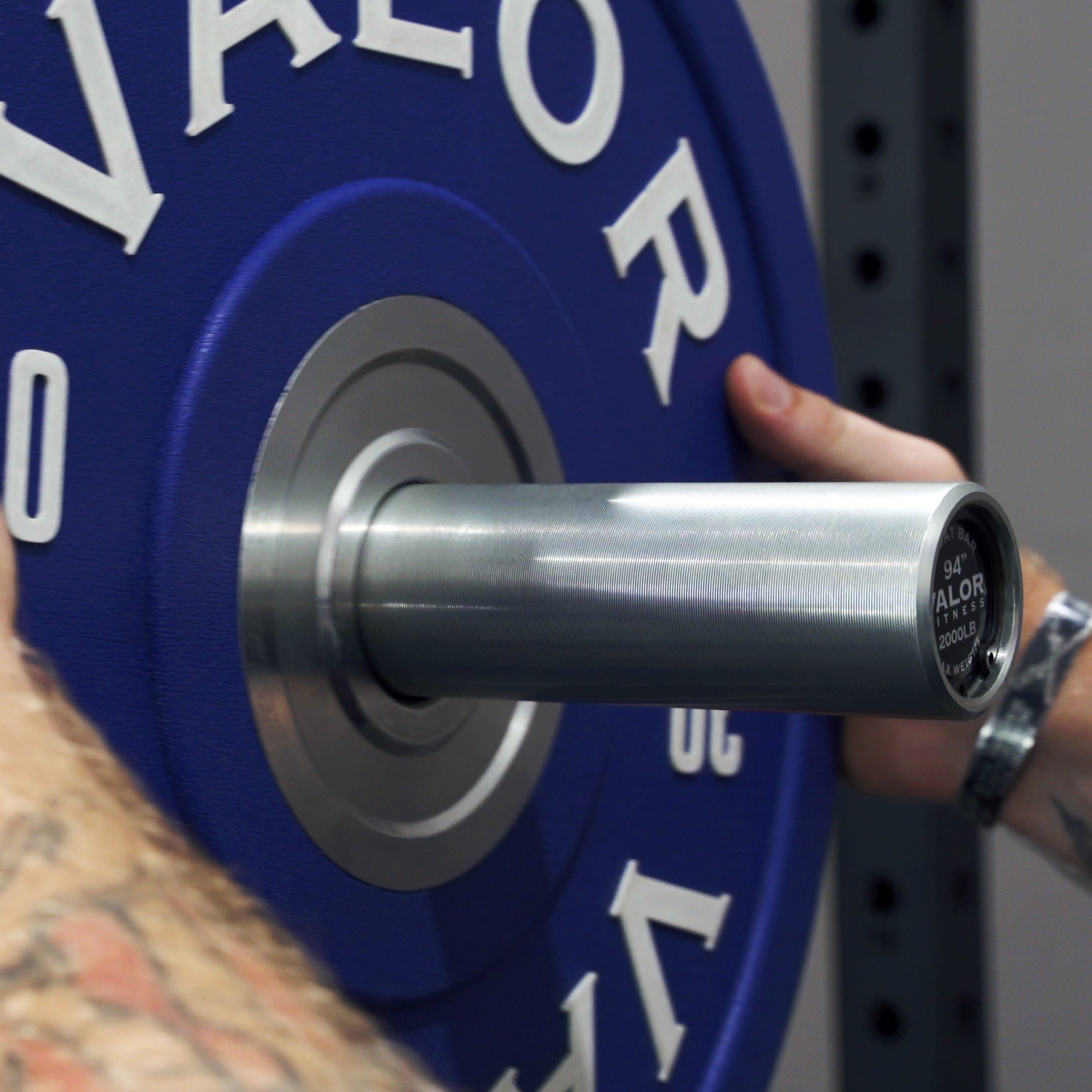 Heavy Duty Powerlifting Squat Bar – Valor Fitness