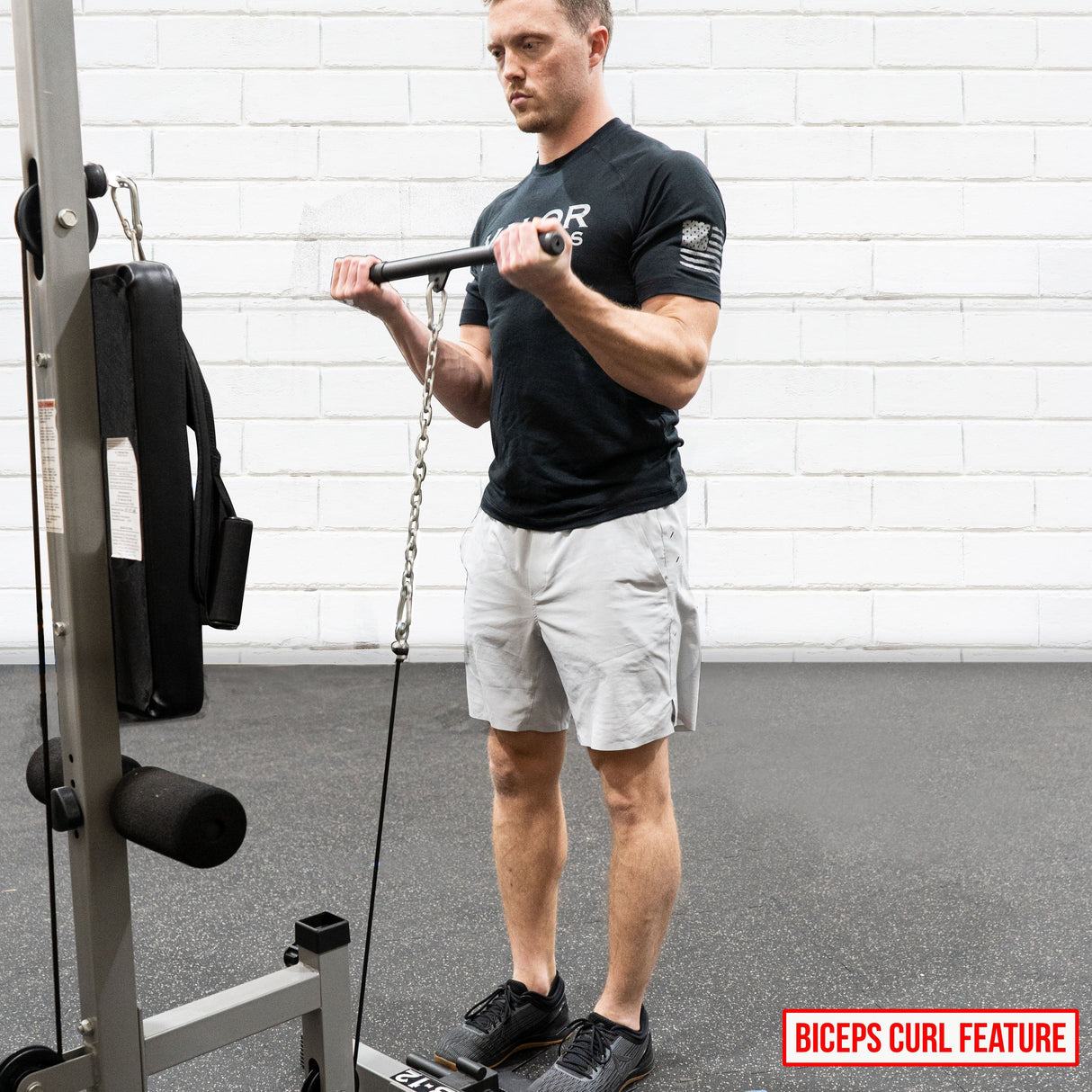 Machine Reverse Lat Pulldown With Dumbbells Machine Lat Pulldown